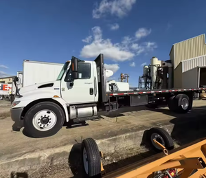 รถบรรทุก International DuraStar 4300 ปี 2013 มือสอง สภาพดีเยี่ยม ขนาด 24 ฟุต แบบพื้นเรียบ - 220 แรงม้า เกียร์อัตโนมัติ พวงมาลัยซ้าย/ขวา จัดส่งรวดเร็ว - Product Image 2