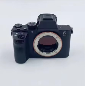 Cámara DSLR Sony A7 IV Profesional Usada al por Mayor, 24MP, Video 4K, Distancia Focal de 24mm, Ligeramente Usada, Ideal para Transmisiones en Vivo en TikTok - Product Image 2