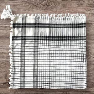 ผ้าพันคอเปอร์เซีย ผ้าพันคอสีขาวดำลายตาราง ผ้าพันคอผู้ชาย ผ้าพันคอผ้าลายตาราง เนื้อนุ่ม แฟชั่นทุกฤดูกาล ผ้าพันคอสไตล์ชาติพันธุ์ ผ้าพันคอตะวันออกกลาง - Product Image 4