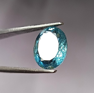 Aigue-marine naturelle de 3,55 carats, couleur bleu Santa Maria, taille ovale facettée, translucide, pierre précieuse non montée - Product Image 4