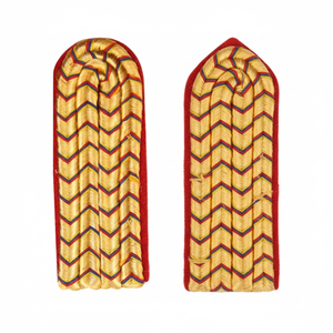 Insignias de hombro de tela roja con patrón de chevron dorado tejido, insignias rectangulares personalizadas, insignia de rango dorada con pin de tela. - Product Image 6