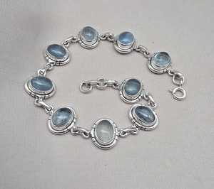 Bracelet de fiançailles religieux pour femme en argent sterling 925 fait main avec pendentif ovale facetté en pierre précieuse Aqua - Product Image 5