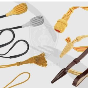 Cordón de hombro de alambre de oro OEM hecho a medida 2026 al por mayor con nudos de borla trenzada y logo personalizado de acorn para la venta - Product Image 6
