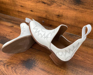 Botines occidentales de vaquera genuinos personalizados 2025, botines con punta puntiaguda para mujer, ropa occidental suave de alta calidad para otoño - Product Image 4