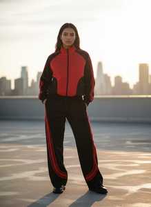 Chaqueta Cortavientos Técnica Personalizada, Impermeable, Transpirable, Ligera, con Capucha, Conjunto con Paneles en Contraste, Ropa Deportiva Urbana, para Exteriores, Color Sólido - Product Image 5