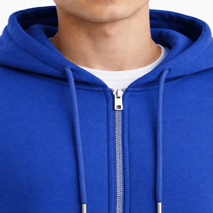 Ensemble survêtement homme personnalisé avec sweat à capuche zippé et short – Tenue décontractée deux pièces confortable pour la gym et les activités sportives – Style moderne - Product Image 4