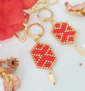 Pendientes de Cuentas con Opciones Personalizadas, Pendientes de Cuentas de Estilos Variados, Pendientes de Cuentas de Color Sólido, Uso Comercial al por Mayor de Fábrica Personalizada - Product Image 5