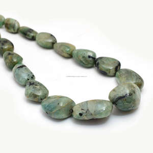 Forme de culbutage lisse émeraude naturelle de qualité supérieure 16 pouces perles de brin de pierres précieuses à utiliser pour la fabrication de collier de bijoux - Product Image 3