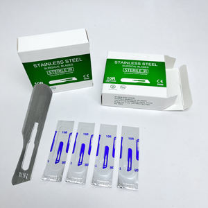 Cuchillas de Dermoabrasión Manuales Profesionales Suyuan de Acero Inoxidable 10R (Caja de 100) Ultra Afiladas, Certificación CE Clase II, 5 Años de Garantía Quirúrgica - Product Image 3