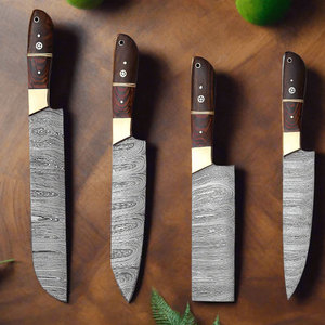 Ensemble de couteaux de chef en acier Damas faits à la main avec étui en cuir, couteaux de cuisine fiables pour un usage quotidien en cuisine - Product Image 5