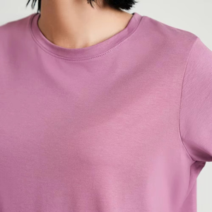 T-shirt en coton 100 % pour femme, imprimé graphique, logo personnalisé, coupe oversize, décontracté et tendance, vente en gros - Product Image 5