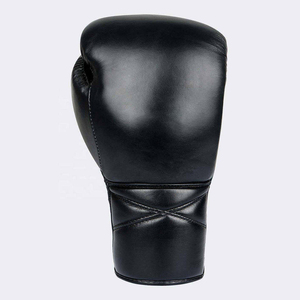 Gants de boxe MMA à lacets en cuir noir, antidérapants, respirants et imperméables, prix usine - Product Image 3