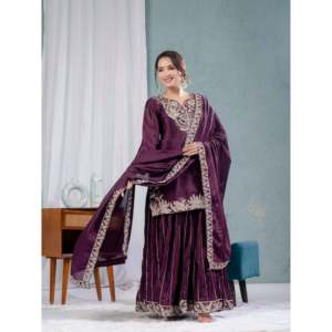 Ensemble de costumes pour femmes de designer avec broderie et séquence de codage - Product Image 4