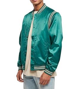 Chaqueta Varsity de Satén en Oferta, Color Personalizado, Parche Bordado, Talla Grande, Impermeable, Estilo Letterman - Product Image 3