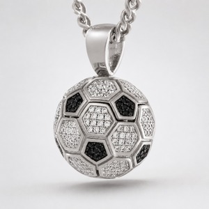 Pendentif ballon de football en alliage plaqué argent avec micro-incrustation de strass et cristaux, breloque thématique, bijoux unisexe style hip-hop - Product Image 4