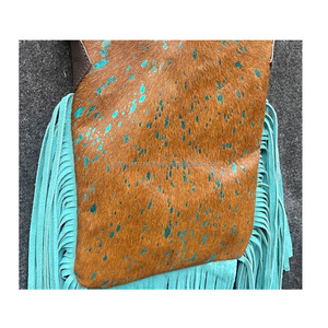 Bolso Bandolera Bohemio de Primera Calidad con Flores de Cuero Genuino, Correa con Flecos en Color Verde Azulado Lavado al Ácido - Fabricante Indio - Product Image 4