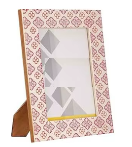 Resin Handmade Customized Shape Hand-painted Photo <b>Frame</b> White & <b>Pink</b> Home Decoration Business Gift - Product Image 4
