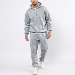 Trajes Deportivos de Poliéster Grueso de Alta Calidad Hechos a Medida para Correr, para Hombre y Mujer, con Capucha y Manga Larga para Gimnasio - Product Image 5
