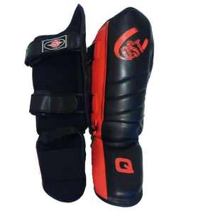 Protège-tibias professionnels en cuir PU personnalisés et protège-cou-de-pied Logo personnalisé Service OEM ODM pour la boxe et le karaté à des fins de protection - Product Image 4