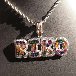 Colgante personalizado Icy Bling Colorful Baguettes Letters con Plata de Ley 925 en VVS Moissanite Diamonds Hip Hop Jewelry - Product Image 1