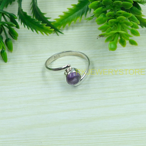Anillo de Plata de Ley 925 con Amatista Natural para Mujer, Anillo de Piedra Preciosa Morada Hecho a Mano, Anillo Minimalista con Bisel, Joyería de Plata para Mamá - Product Image 6