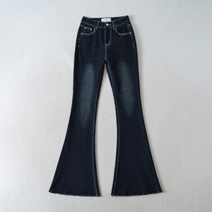 Jean long évasé vintage respirant et à séchage rapide pour femme, avec fermeture éclair, en denim uni, 2 coloris, collection été Muzamin Apparel - Product Image 2
