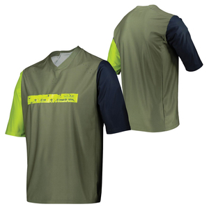 Maillot de course automobile personnalisé à manches courtes, prix abordable, entièrement sublimé, en polyester pour VTT et descente, tenue de moto - Product Image 6