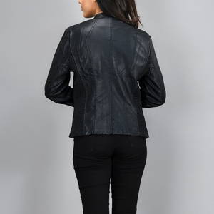 Chaqueta de Piel de Oveja para Mujer - Diseño Acolchado Transpirable y Ecológico con Bordado |   Chaqueta de Cuero Moderna con Textura de Lujo - Product Image 2