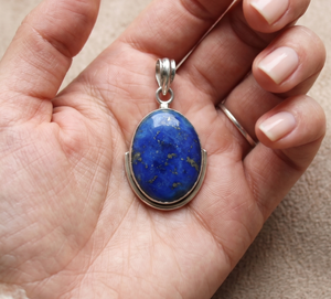 Vente en gros de Lapis Lazuli naturel fait main, argent sterling 925, style bohème vintage, forme géométrique, certifié IGI, cadeau unisexe - Product Image 5
