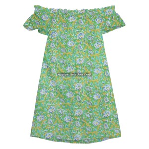 Robe tendance, respirante et écologique, à épaules dénudées, avec imprimé naturel fait main au bloc - Product Image 5