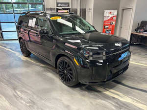 Santa-Fe Calligraphy AWD 4 portes SUV industriel 2024 avec personnalisation OEM/ODM et garantie de 3 ans - Product Image 3