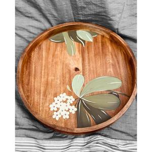 Bandeja Decorativa Redonda de Madera con Diseño Floral, Bandejas Hechas a Mano para Servir Té, Café y Aperitivos, Último Modelo con Asas de Cuerda - Product Image 3