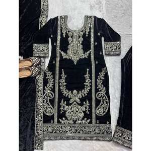 Ensemble de costumes pour femmes avec broderie et séquence de codage - Product Image 5