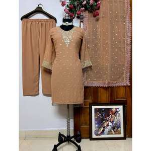 LC Costume de travail marron XL avec paillettes et broderie de zari Robe de mariée élégante - Product Image 4