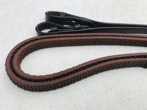 อุปกรณ์ขี่ม้าแบบมีพื้นผิวสีน้ำตาลดำ ยางกันลื่น ขนาด 16 มม. รุ่น 7860R - Product Image 5