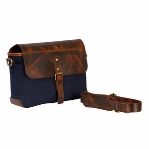 Bolso de Hombro Cruzado de Lona y Cuero Hecho a Mano para Cámara DSLR, Fotografía y Viajes LCCB-0008 - Product Image 4