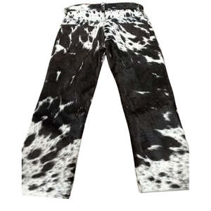 Pantalones de Cuero Vacuno para Hombre, de Alta Calidad, Estilo Urbano, con Botones y Detalles de Piel de Vaca - Product Image 2