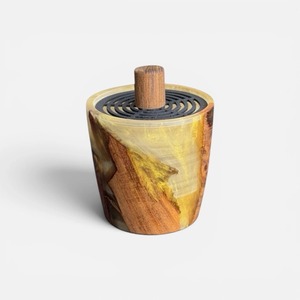 Quemador de Incienso de Madera de Acacia y Resina Epoxi de Estilo Árabe Moderno, Mubkhar Hecho a Mano de Lujo para Oud, Fragancia Árabe - Product Image 1