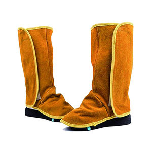Protège-chaussures de soudeur en cuir de vachette robuste de qualité supérieure – Équipement de protection pour le soudage et la brasage - Product Image 2