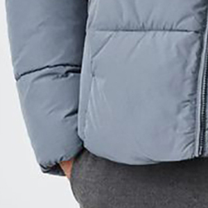 Chaqueta de invierno acolchada personalizada para hombre, de poliéster brillante, talla grande, ajuste cómodo, para venta al por mayor. - Product Image 4