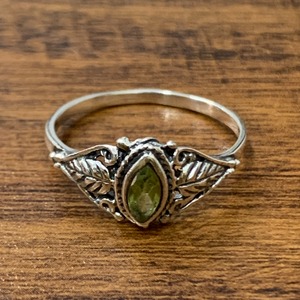 1.8 Grams <b>Peridot</b> Fashion <b>Ring</b> - Product Image 1
