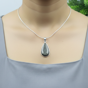 Pendentif en obsidienne en forme de larme, argent sterling 925 plaqué or jaune, pierre précieuse noire naturelle, bijoux bohèmes faits à la main, cadeau - Product Image 3