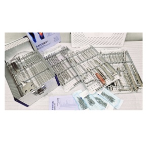 <span class=keywords><strong>Tibia</strong></span> & Femur Nail Instrumentenset & 50 Nagels & 100 Schroef & Aluminium Doos-155 Pcs Veterinair Orthopedisch Instrument Voor Artroscopie - Product Image 1