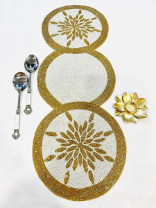 Chemin de table perlé à la main avec broderie complexe de perles de rocaille, style bohème, pour l'intérieur - Product Image 4