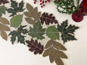 Chemin de table fait main feuille d'érable perle multicolore - Product Image 4