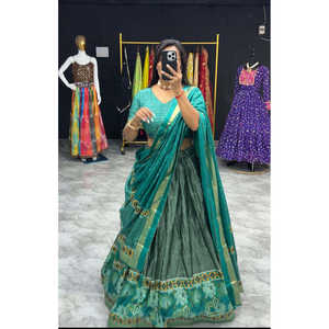 Vêtements indiens et pakistanais spéciaux Navratri, Lehenga Choli avec un magnifique dupatta - Product Image 4