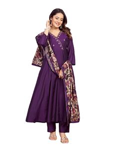 ชุดงานปักผ้าไหมผ้าวิสคอสแบบหนาสำหรับผู้หญิงชุด Kurti จาก Fab Zone ผลิตจาก Gujarat - Product Image 1