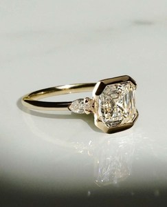 Precioso Anillo Moderno con Diamante de Corte Asscher de 2.01CT, Oro Sólido de 18K, Regalo Romántico para Aniversario de Bodas, para Enamorados - Product Image 3
