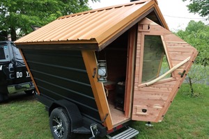 Sauna mobile Grizzly Drifter, alimenté au bois, prêt pour une utilisation hors réseau - Product Image 2