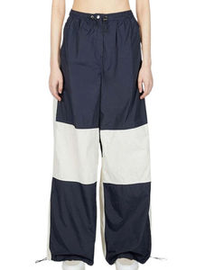 Conjunto Deportivo Cortavientos para Mujer, Invierno, Diseño de Logotipo Personalizado - Product Image 4